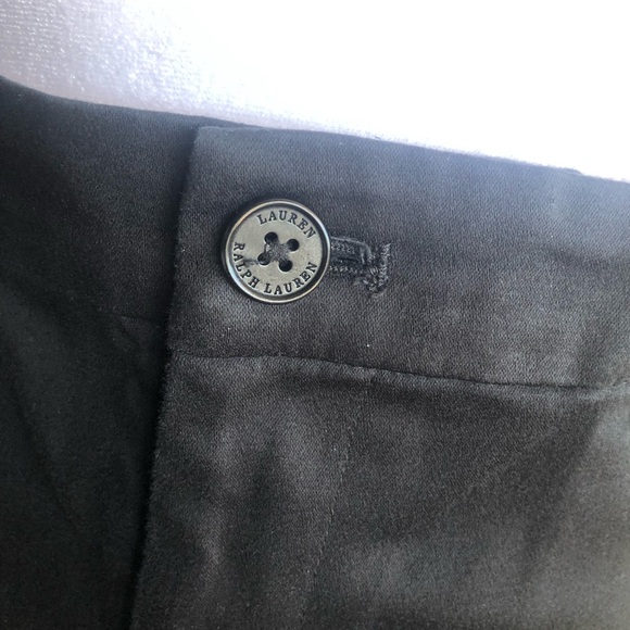 LAUREN RALPH LAUREN 6 1/2” IN SEAM ZIP UP BUTTON FRONT BLACK SHORT SIZE … - Picture 3 of 8